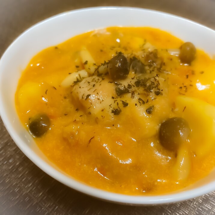 チキンのトマト煮リメイク トマトクリームシチュー レシピ 作り方 By にゃんぺこ 楽天レシピ